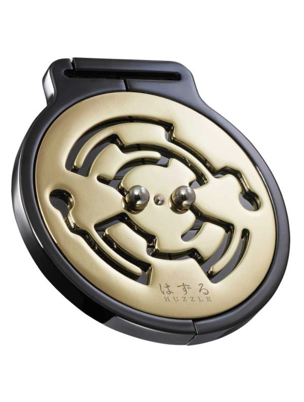 HUZZLE CAST MEDALLION